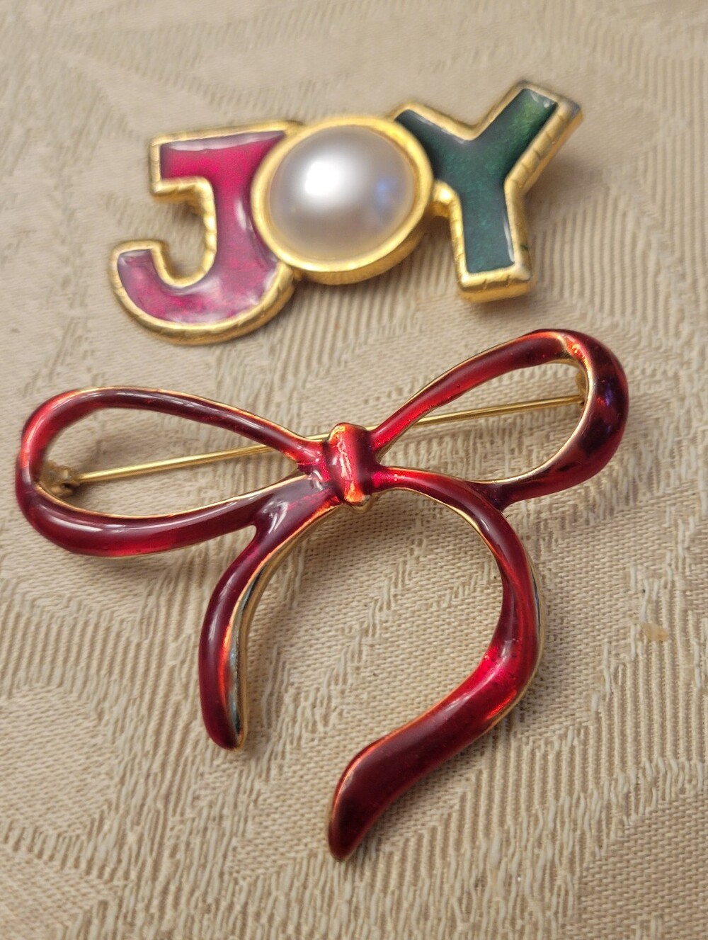 2pc Gold Tone Enamel Holiday Christmas Brooch Pin Set, JOY & Red Bow